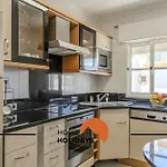 Apartamento #075 1br Solar Bright & Cozy *